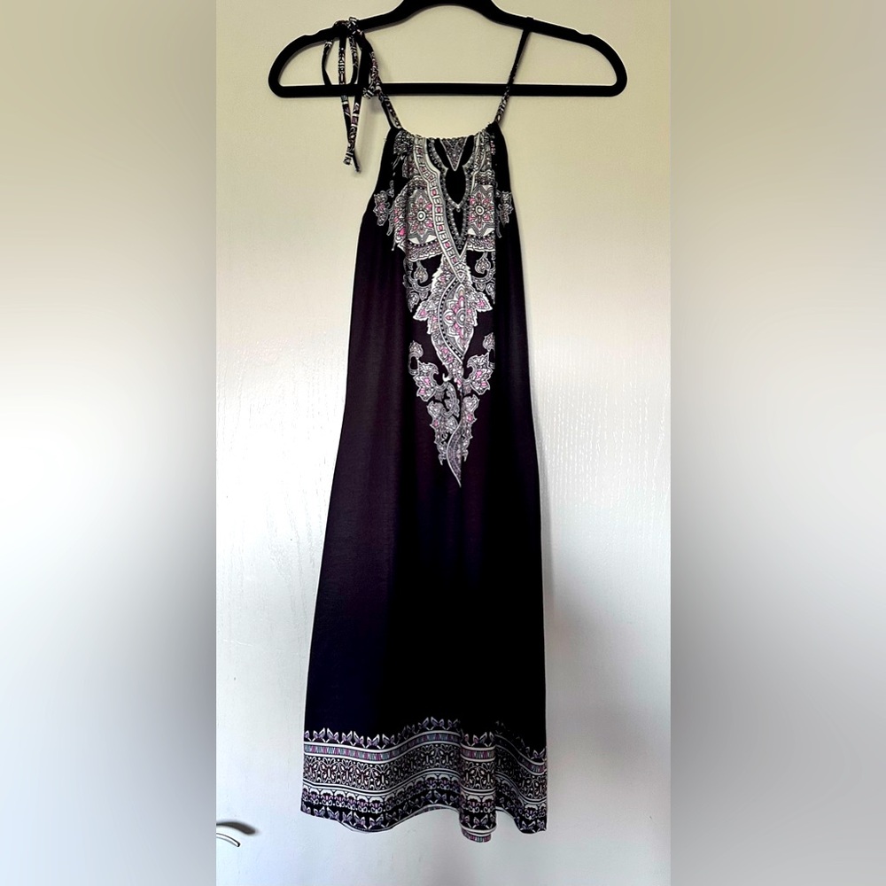 Sexy summer dress with shoulder tie top